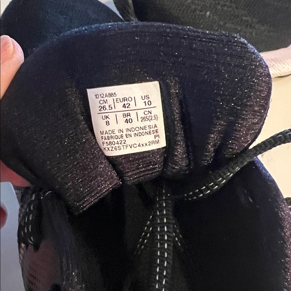 ASICS Women’s Black and White Athletic Shoes. Size 10 - Picture 6 of 6